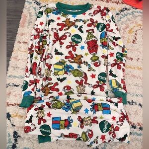 ✨5/$30✨Grinch Kids Pajamas - Festive Green and Red- Family Matching